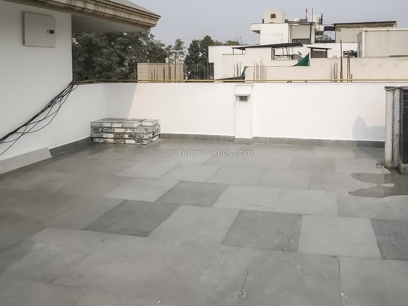 11 BHK Entire-Building For Rent in Anand Niketan