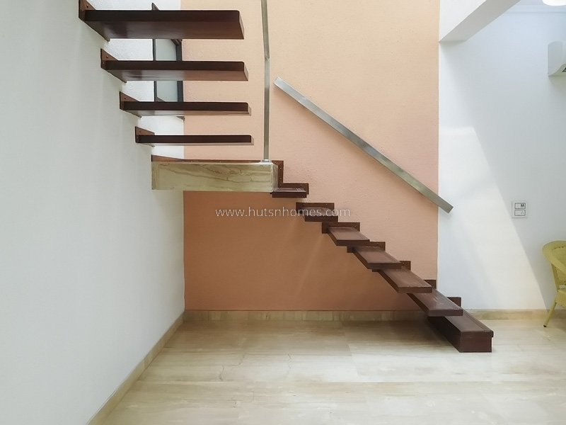 11 BHK Entire-Building For Rent in Anand Niketan