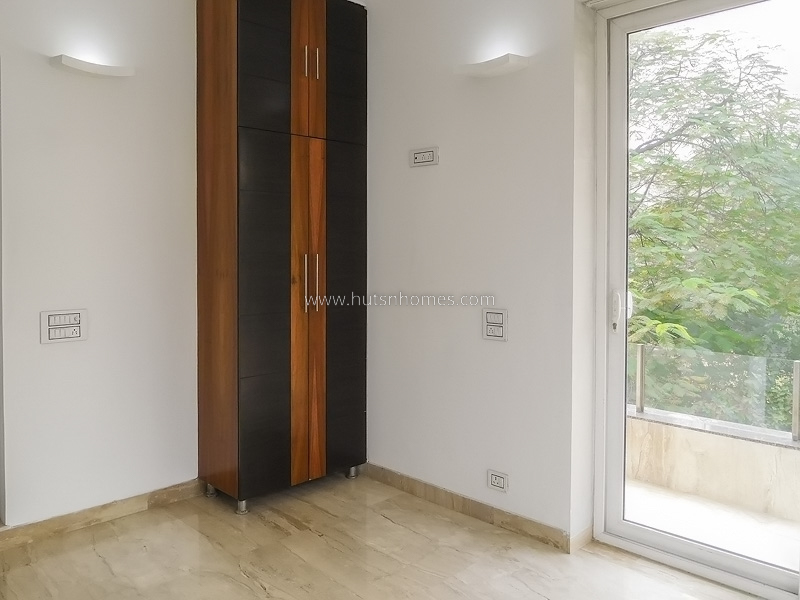 11 BHK Entire-Building For Rent in Anand Niketan