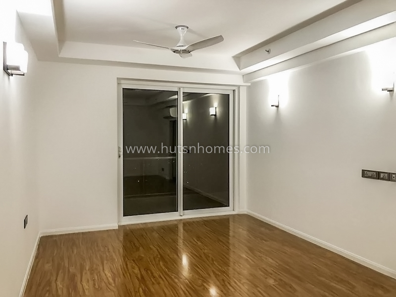 4 BHK Condo For Rent in Golf Course Road