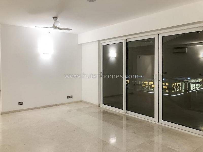 4 BHK Condo For Rent in Golf Course Road
