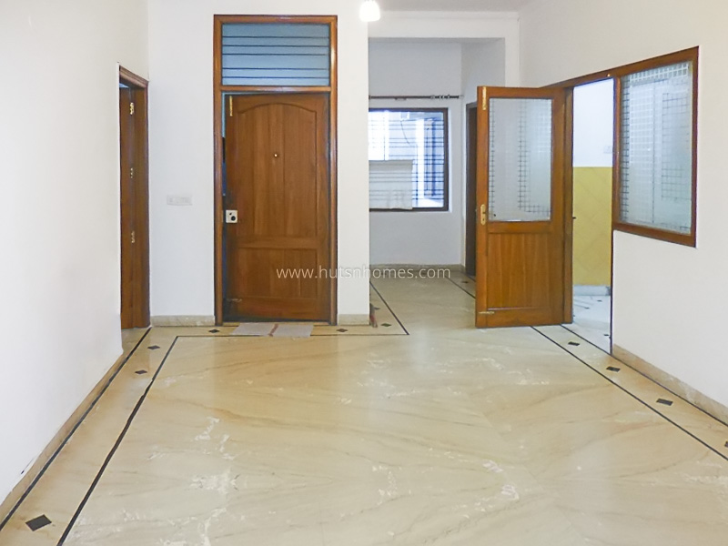 3 BHK Flat For Rent in Defence Colony