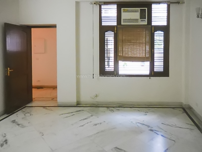 3 BHK Flat For Rent in Defence Colony