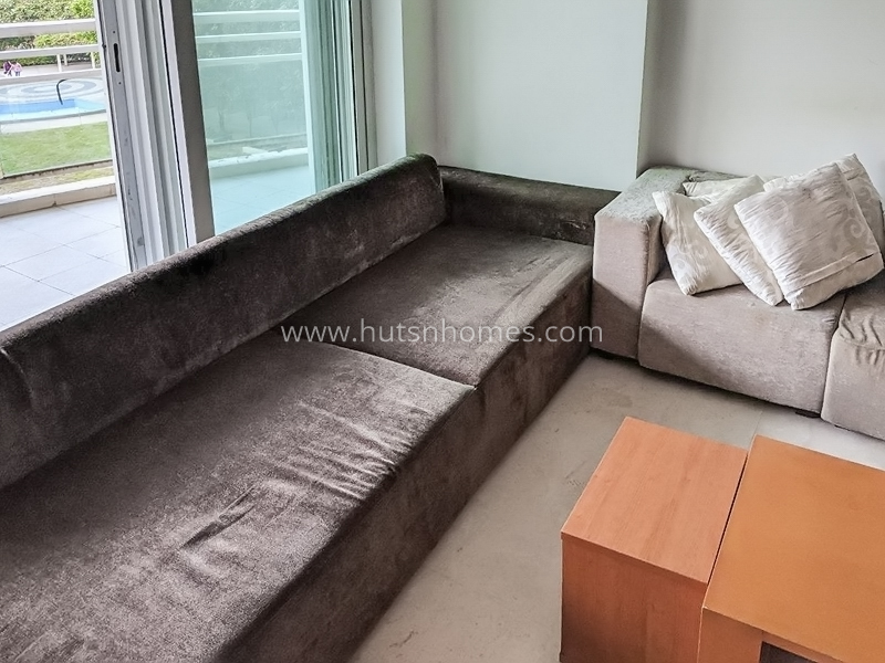 4 BHK Condo For Rent in Golf Course Road