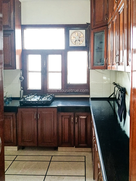 3 BHK Flat For Rent in Defence Colony