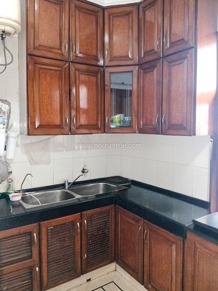 3 BHK Flat For Rent in Defence Colony