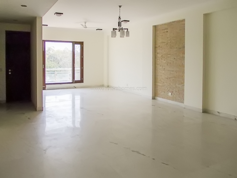 3 BHK Flat For Rent in Defence Colony