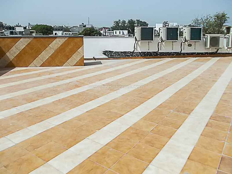 3 BHK Flat For Rent in Defence Colony