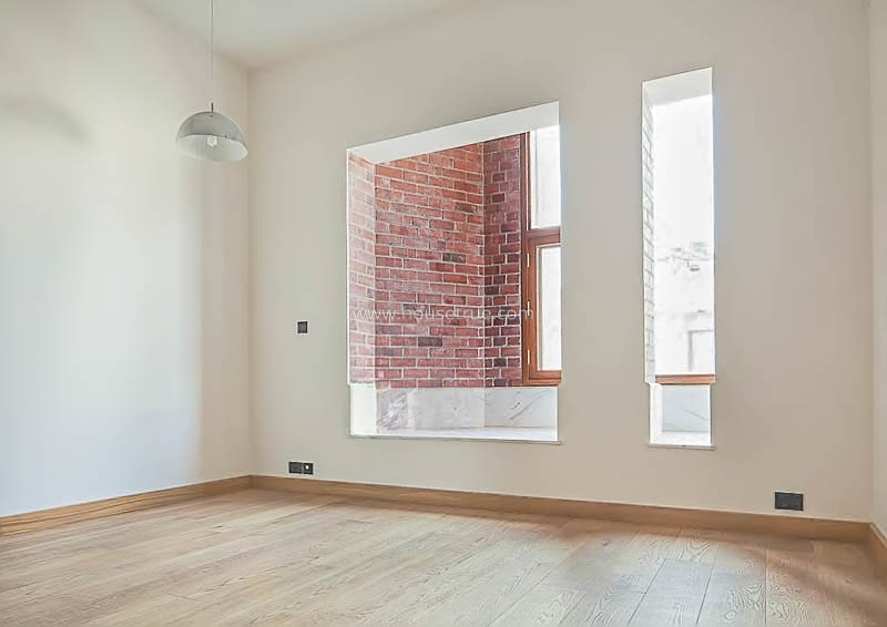 4 BHK Duplex For Rent in Defence Colony