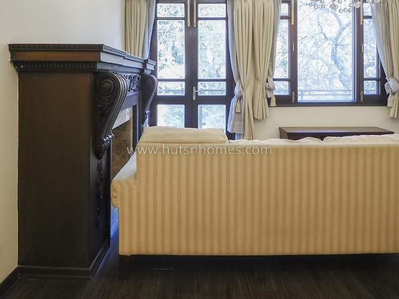 4 BHK Flat For Rent in Vasant Vihar