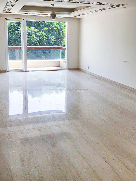 4 BHK Flat For Rent in Safdarjung Development Area