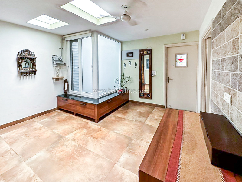 2 BHK Flat For Rent in Safdarjung Development Area