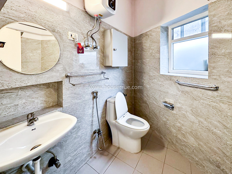 2 BHK Flat For Rent in Safdarjung Development Area