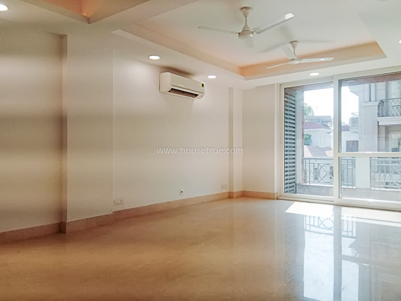 3 BHK Flat For Rent in Safdarjung Development Area