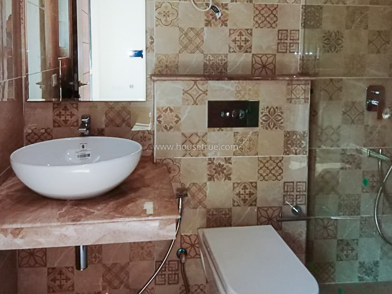 3 BHK Flat For Rent in Safdarjung Development Area