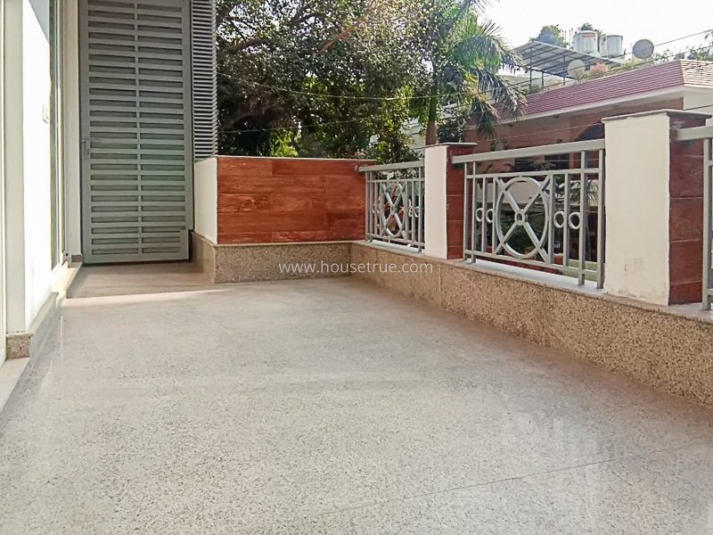 3 BHK Flat For Rent in Safdarjung Development Area