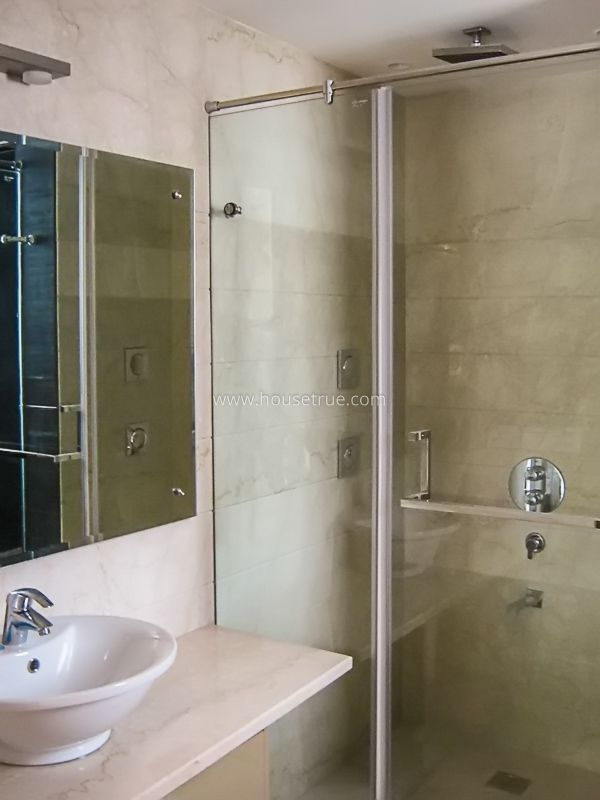 4 BHK Builder Floor For Rent in Safdarjung Development Area