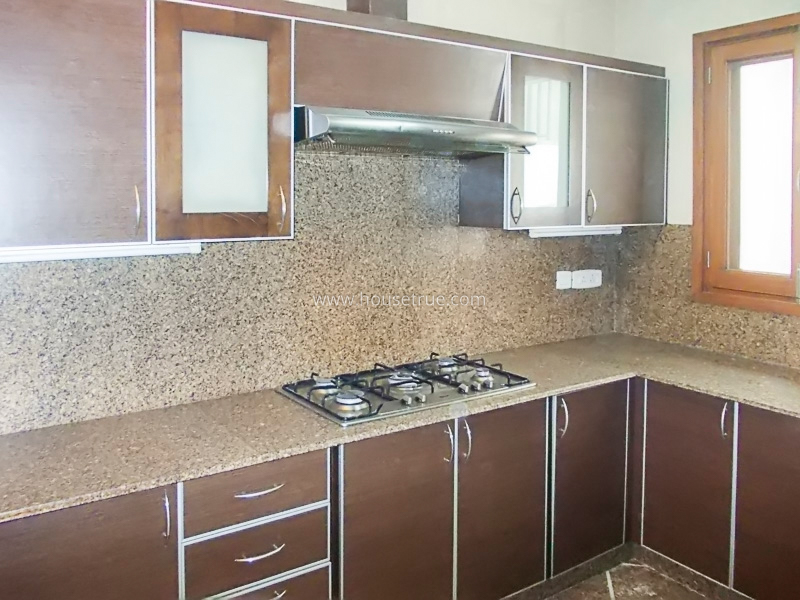 4 BHK Flat For Rent in Vasant Vihar