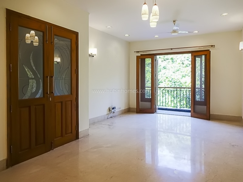 4 BHK Flat For Rent in Vasant Vihar