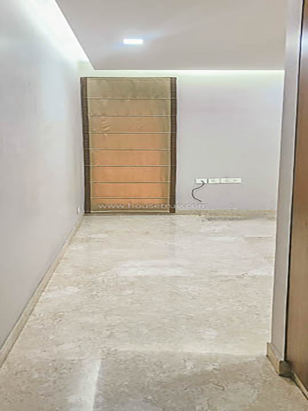 3 BHK Flat For Rent in Defence Colony