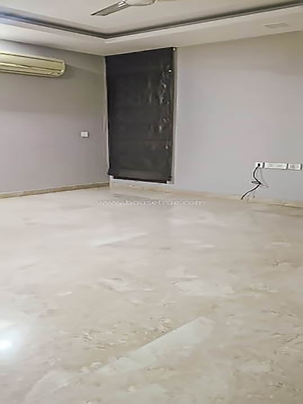 3 BHK Flat For Rent in Defence Colony