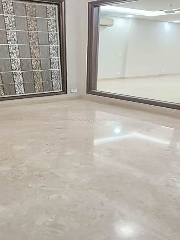 3 BHK Flat For Rent in Defence Colony