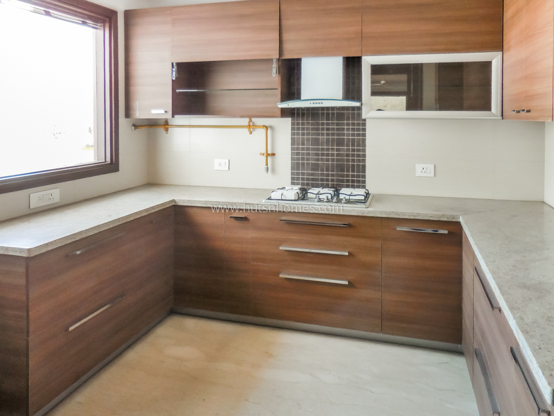 3 BHK Flat For Rent in Defence Colony