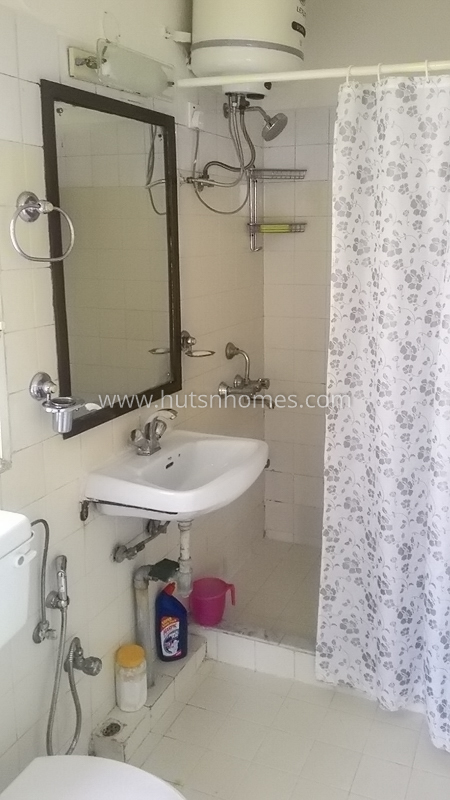 3 BHK Condo For Rent in DLF City Phase - 4