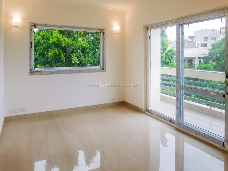 3 BHK Builder Floor For Rent in Defence Colony