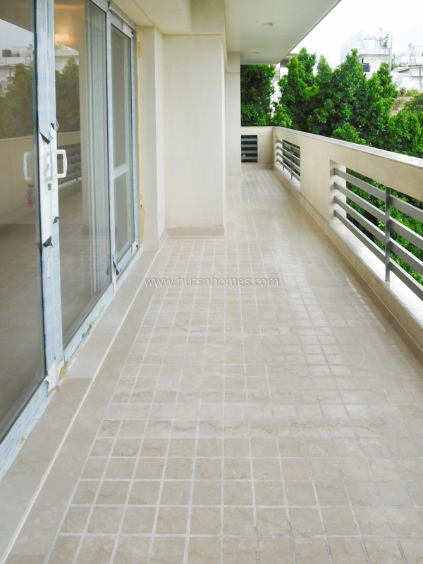3 BHK Builder Floor For Rent in Defence Colony