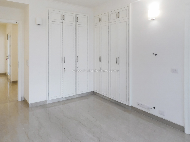 3 BHK Builder Floor For Rent in Defence Colony