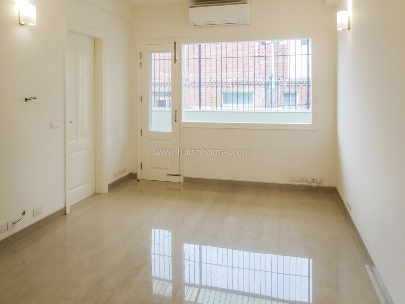 3 BHK Builder Floor For Rent in Defence Colony