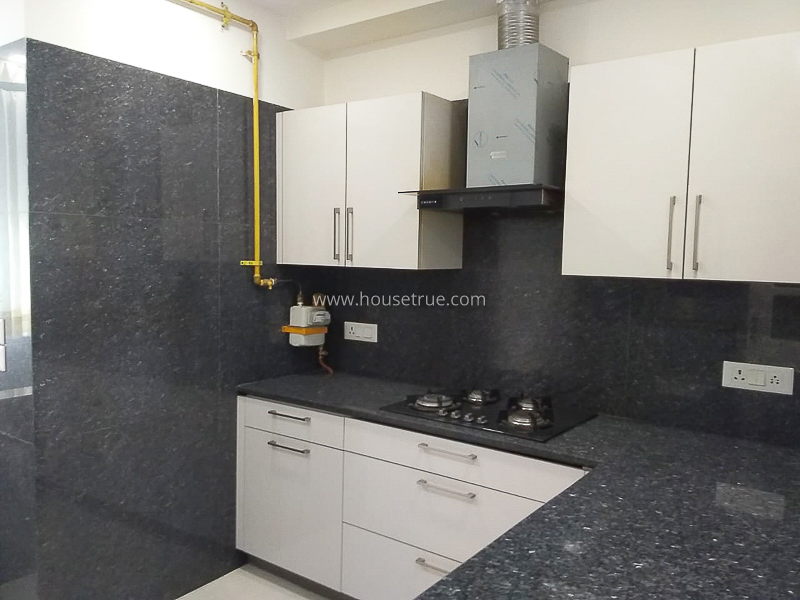 3 BHK Flat For Rent in Defence Colony