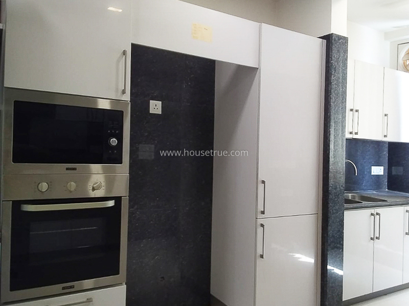 3 BHK Flat For Rent in Defence Colony