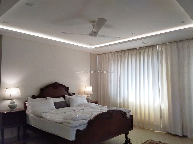 3 BHK Flat For Rent in Defence Colony