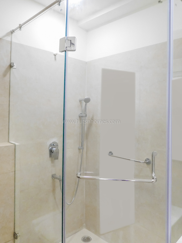 3 BHK Flat For Rent in Defence Colony