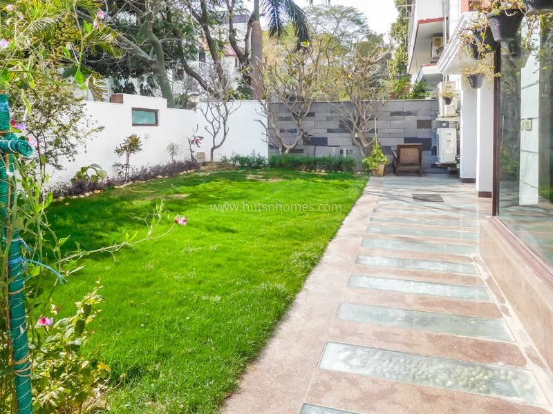 4 BHK House For Rent in Defence Colony