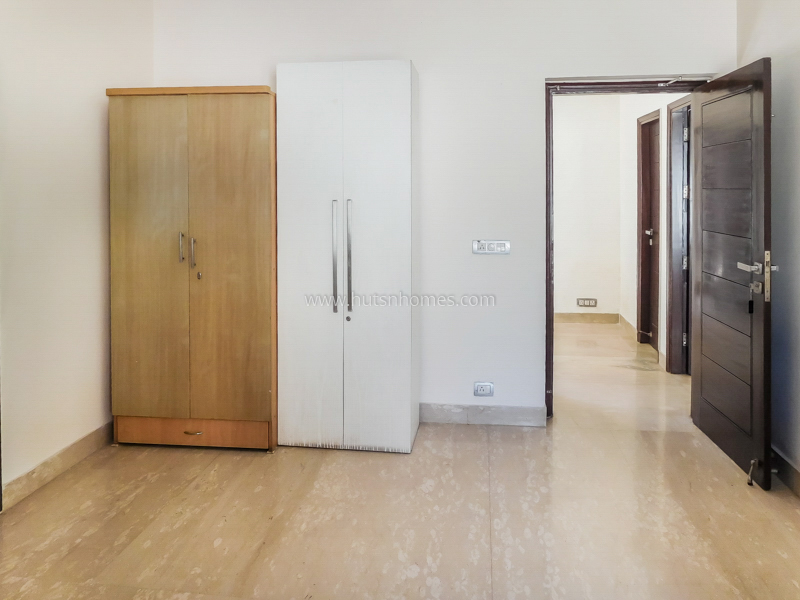 4 BHK House For Rent in Defence Colony