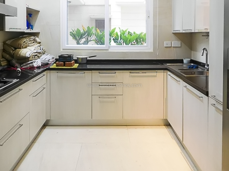 4 BHK Flat For Rent in Anand Niketan