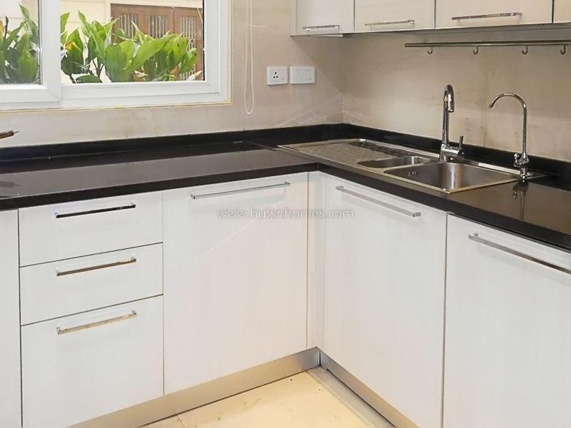 4 BHK Flat For Rent in Anand Niketan