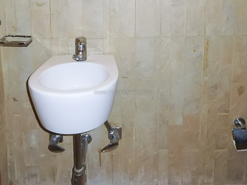 4 BHK Flat For Rent in Anand Niketan