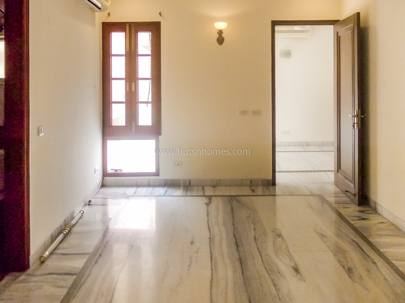 3 BHK Builder Floor For Rent in Neeti Bagh