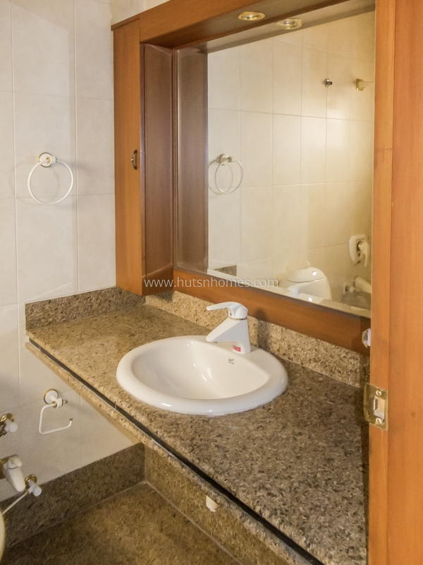 3 BHK Builder Floor For Rent in Neeti Bagh