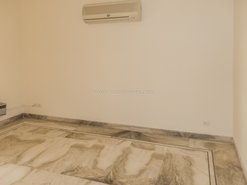 3 BHK Builder Floor For Rent in Neeti Bagh