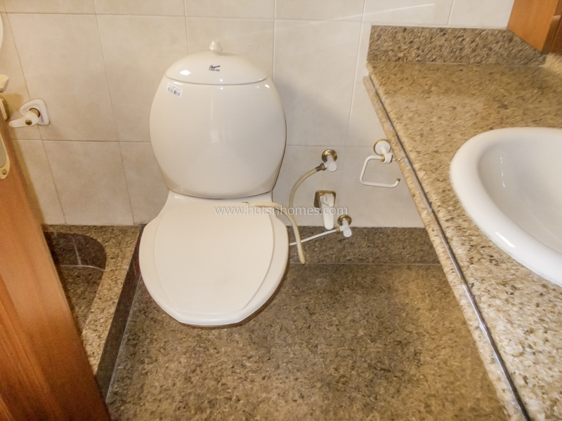 3 BHK Builder Floor For Rent in Neeti Bagh