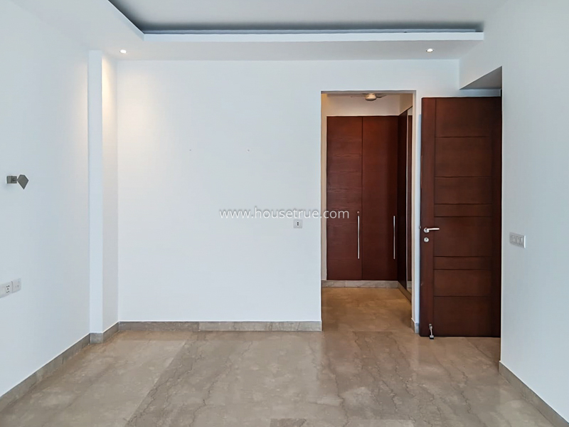 3 BHK Flat For Rent in Defence Colony