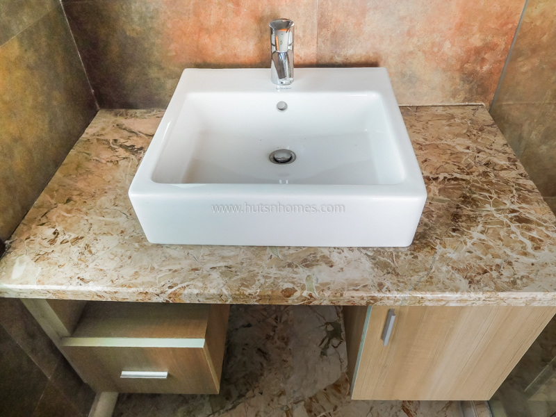 3 BHK Flat For Rent in Defence Colony