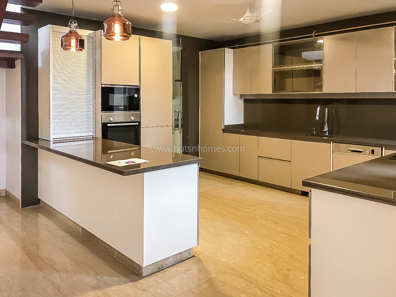 3 BHK Builder Floor For Rent in Defence Colony