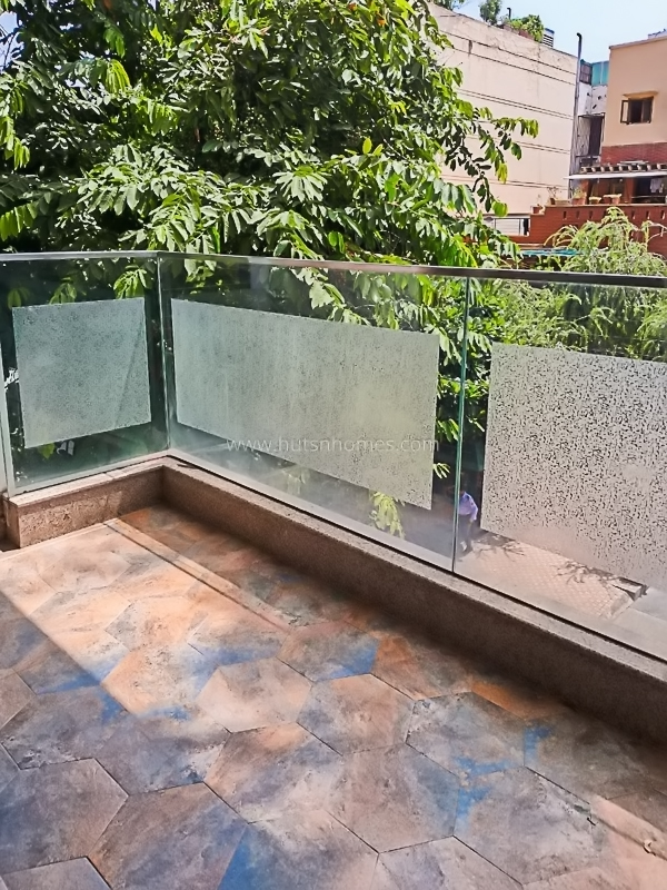 3 BHK Builder Floor For Rent in Defence Colony