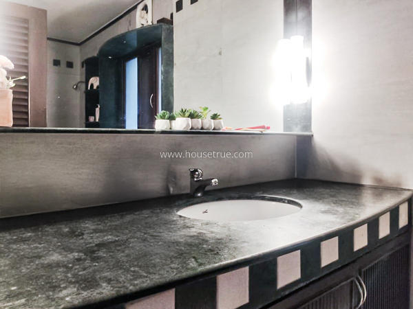 5 BHK House For Rent in Vasant Kunj